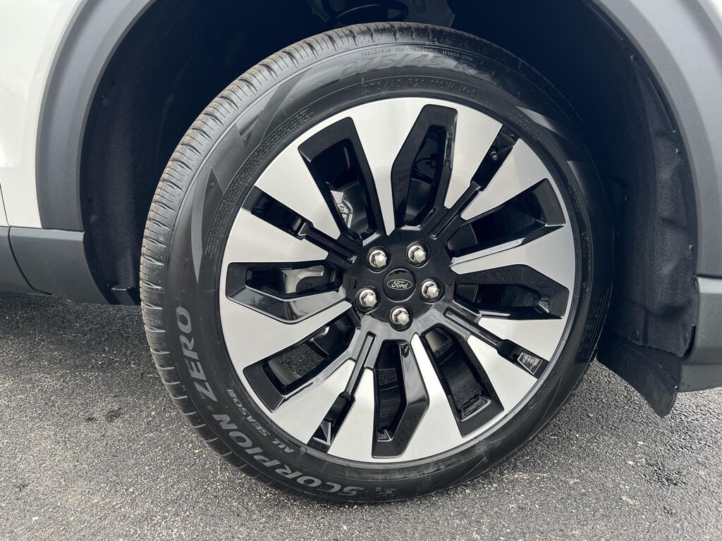 New 2026 Ford Explorer Platinum SUV