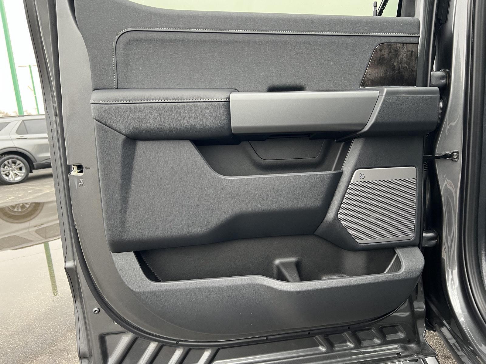 2026 Ford F-350 Super Duty Lariat - Photo 20