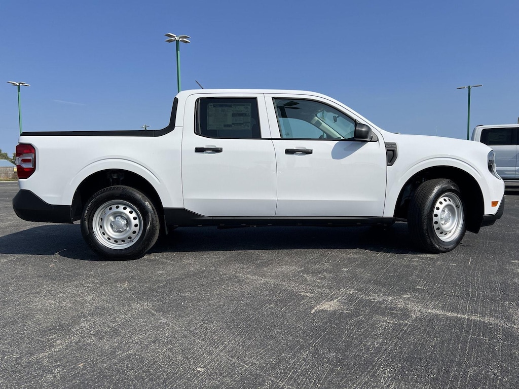 New 2025 Ford Maverick XL SuperCrew