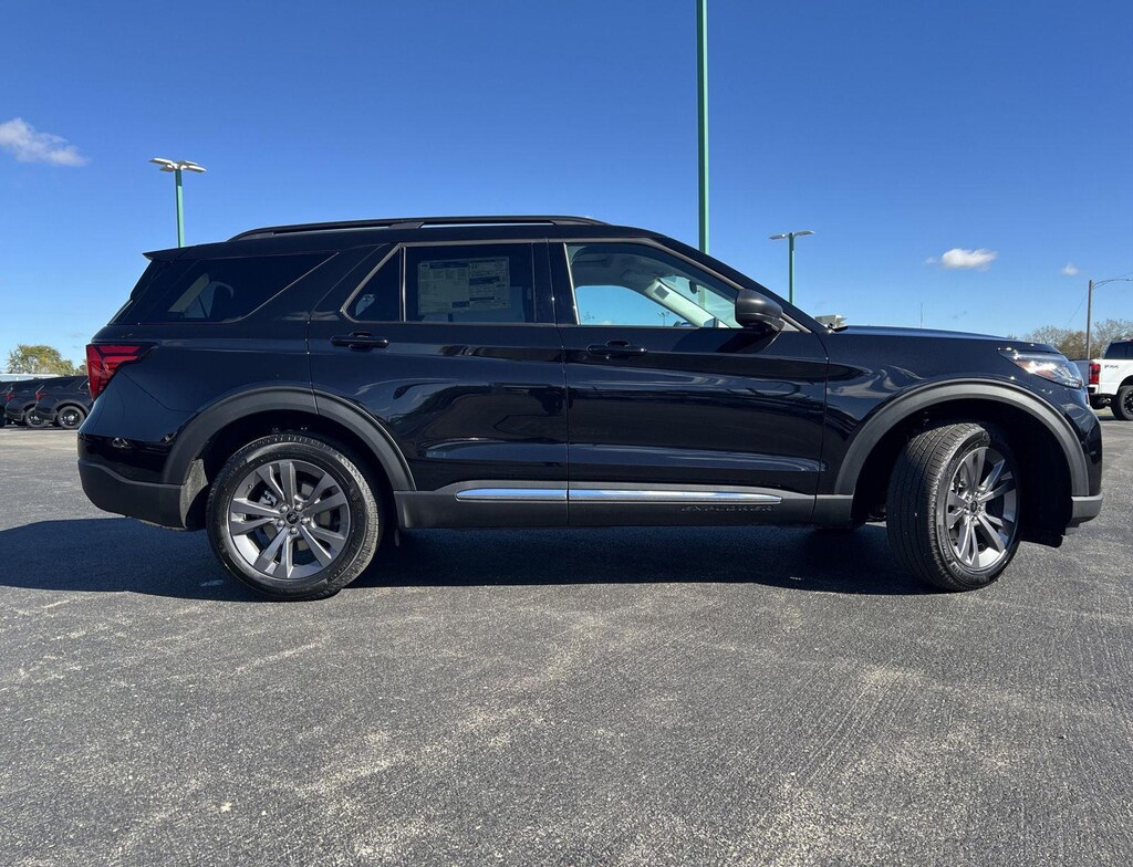 New 2025 Ford Explorer Active SUV
