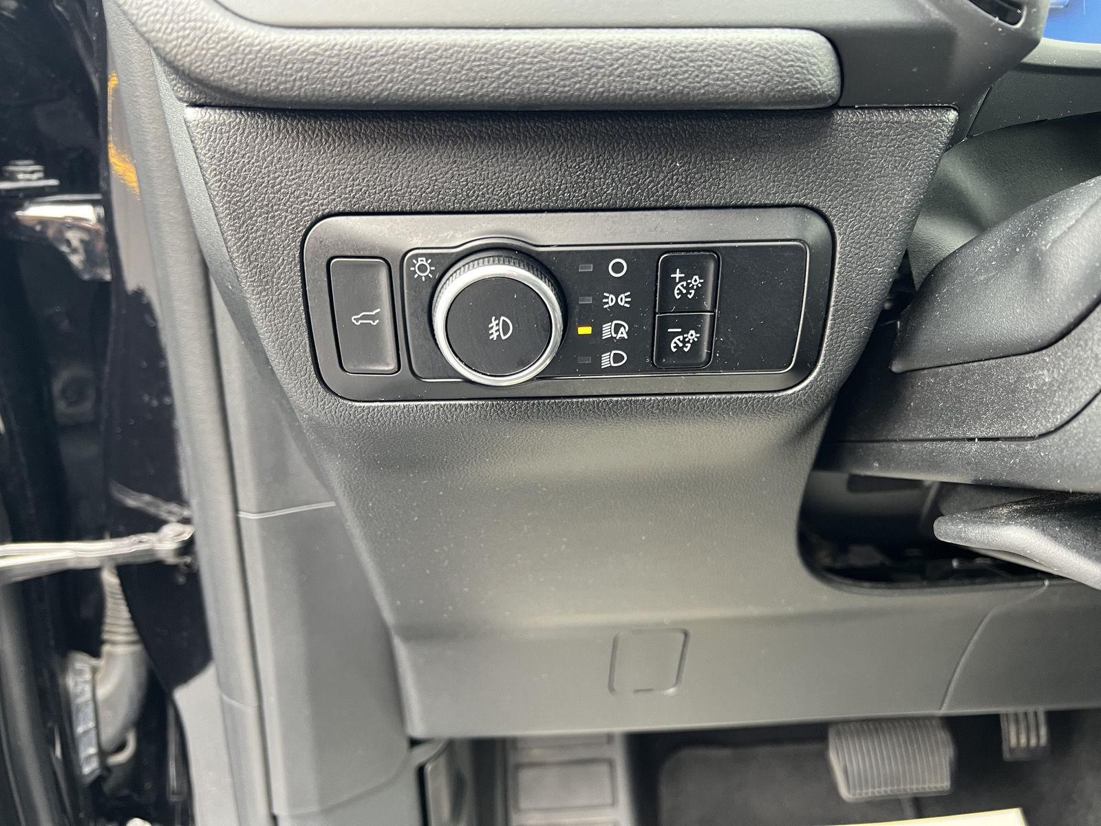 2025 Ford Escape ST-Line Select - Photo 20