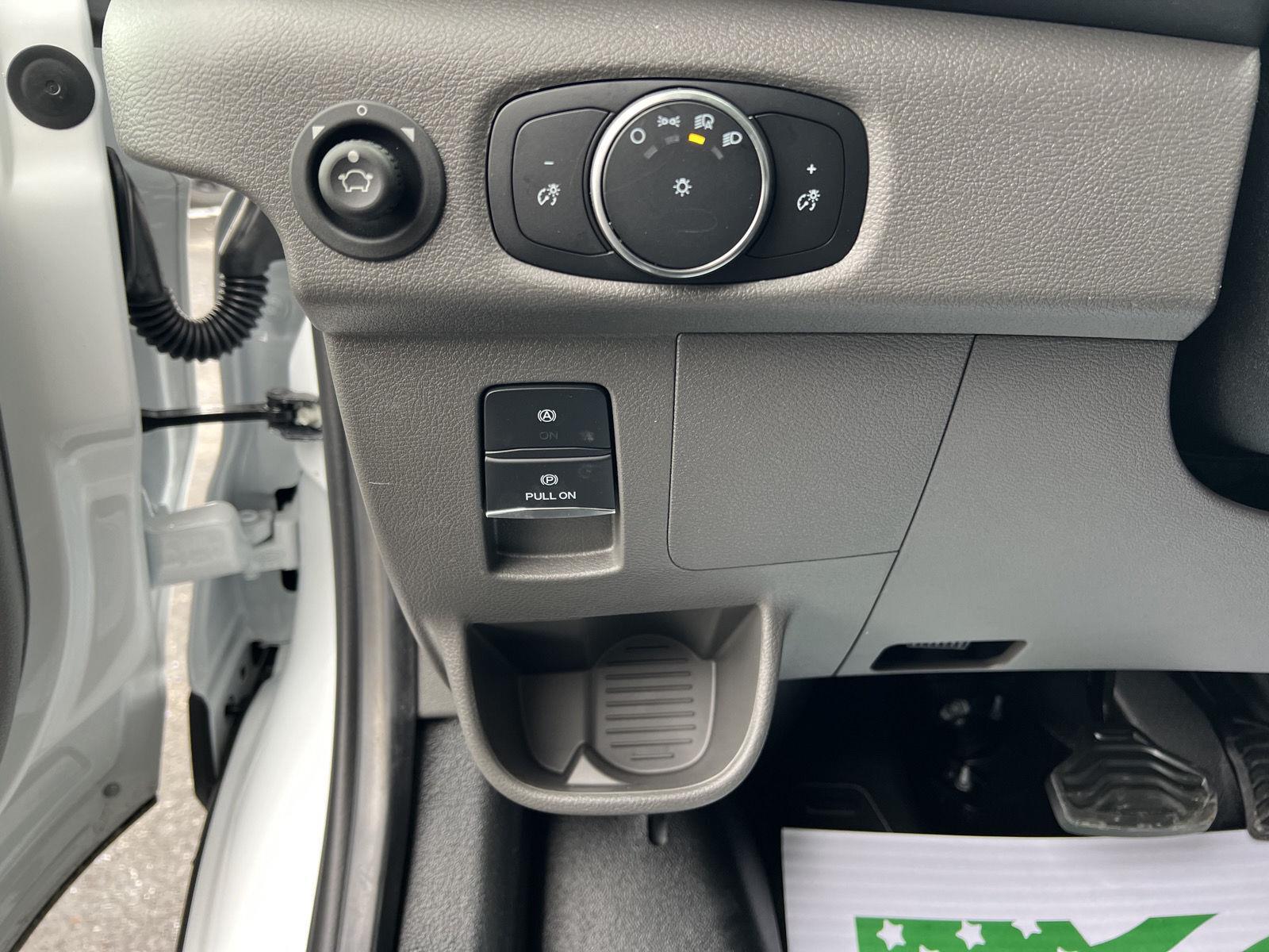 2026 Ford Transit Van Base - Photo 17