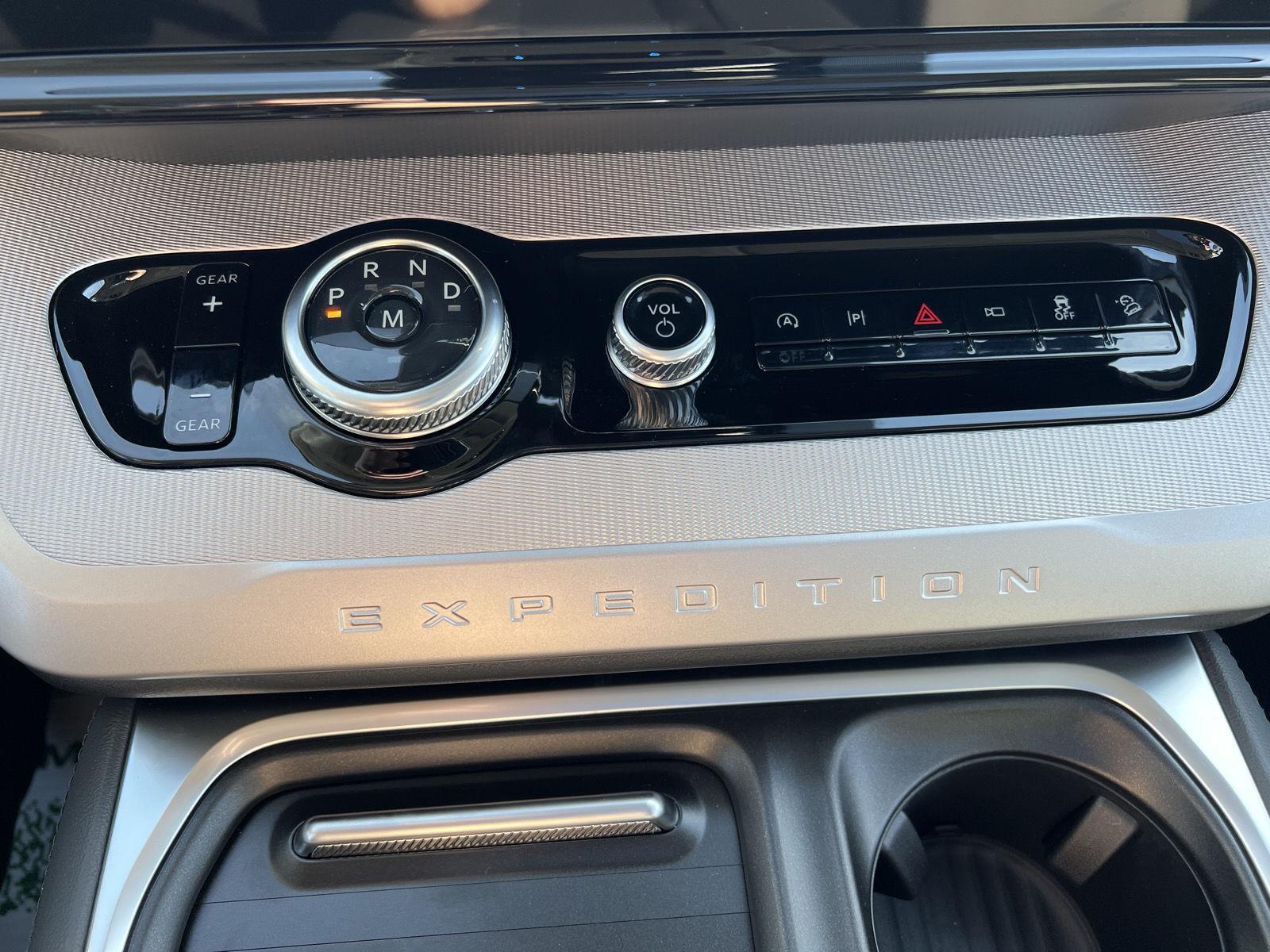 2026 Ford Expedition MAX Active - Photo 32