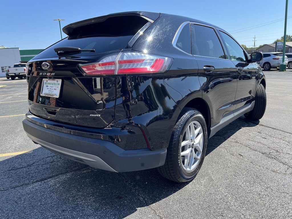 Used 2024 Ford Edge SEL SUV