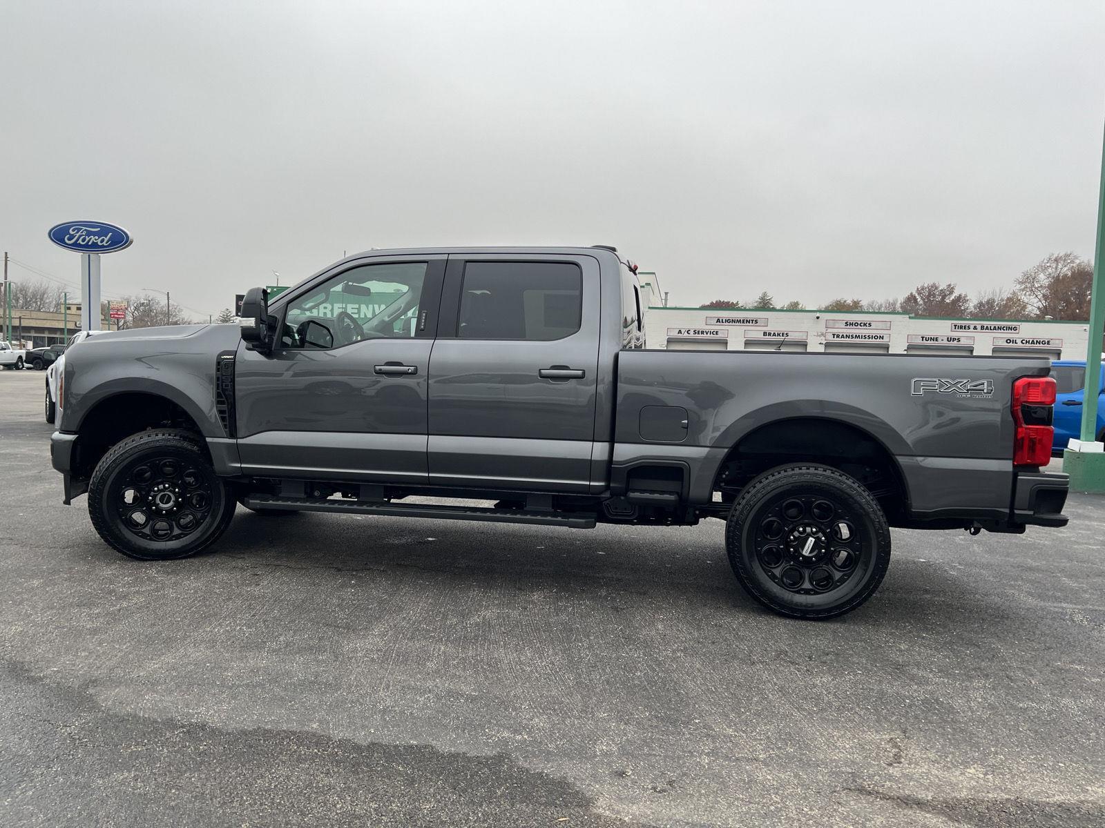 2026 Ford F-350 Super Duty Lariat - Photo 11