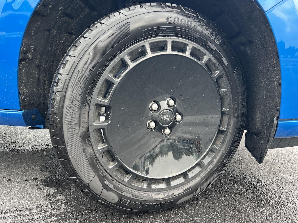New 2026 Ford Maverick Lobo Standard SuperCrew