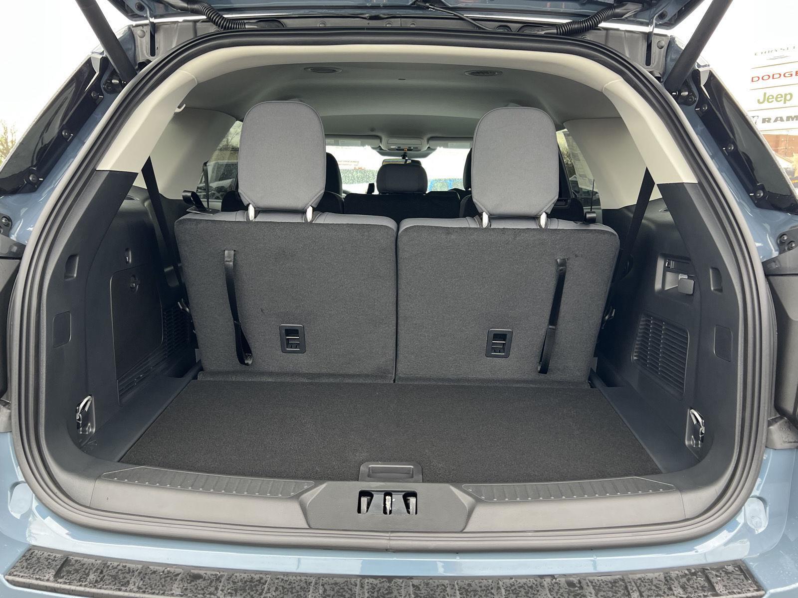 2026 Ford Explorer Active - Photo 45