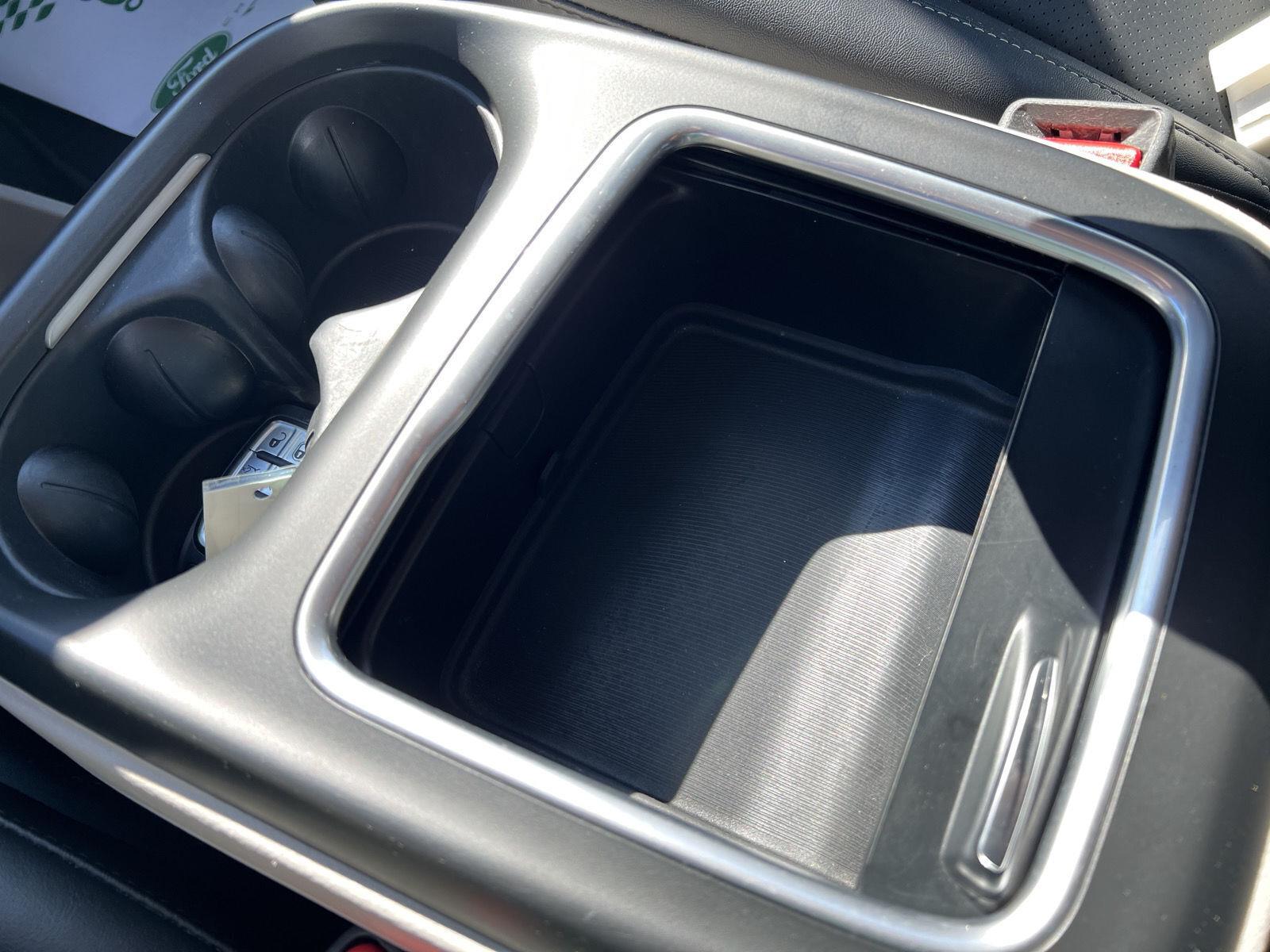 2024 Chrysler Pacifica Touring L - Photo 32