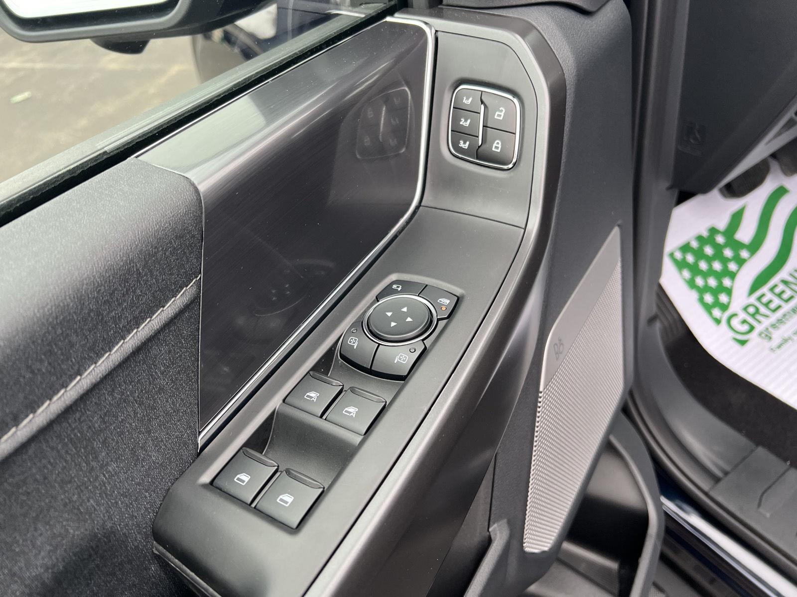 2026 Ford F-150 Lariat - Photo 17