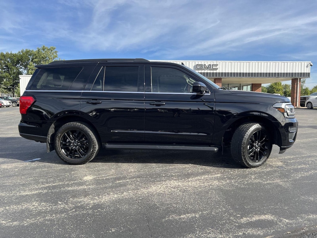 Used 2024 Ford Expedition XLT SUV