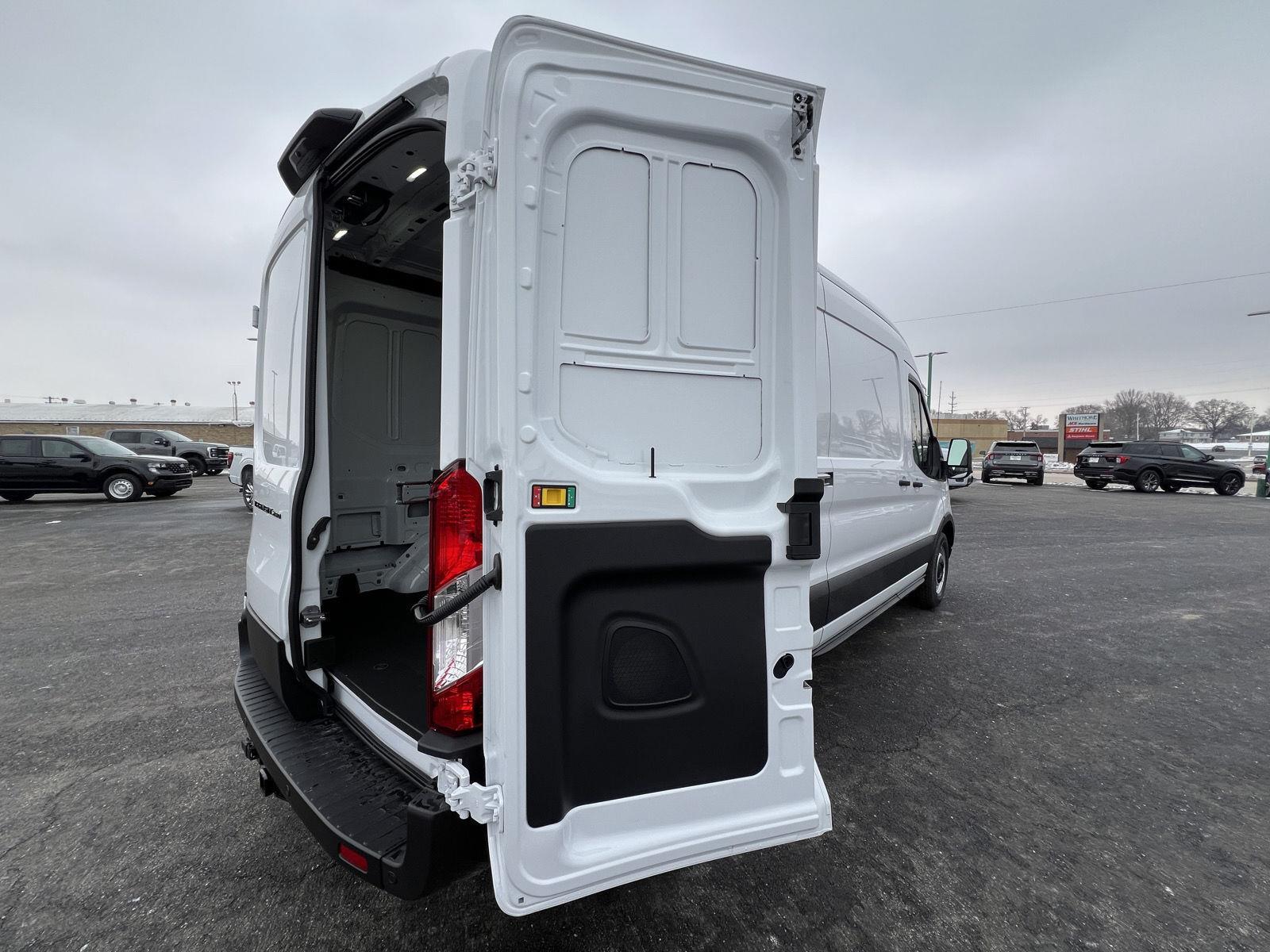2026 Ford Transit Van Base - Photo 39