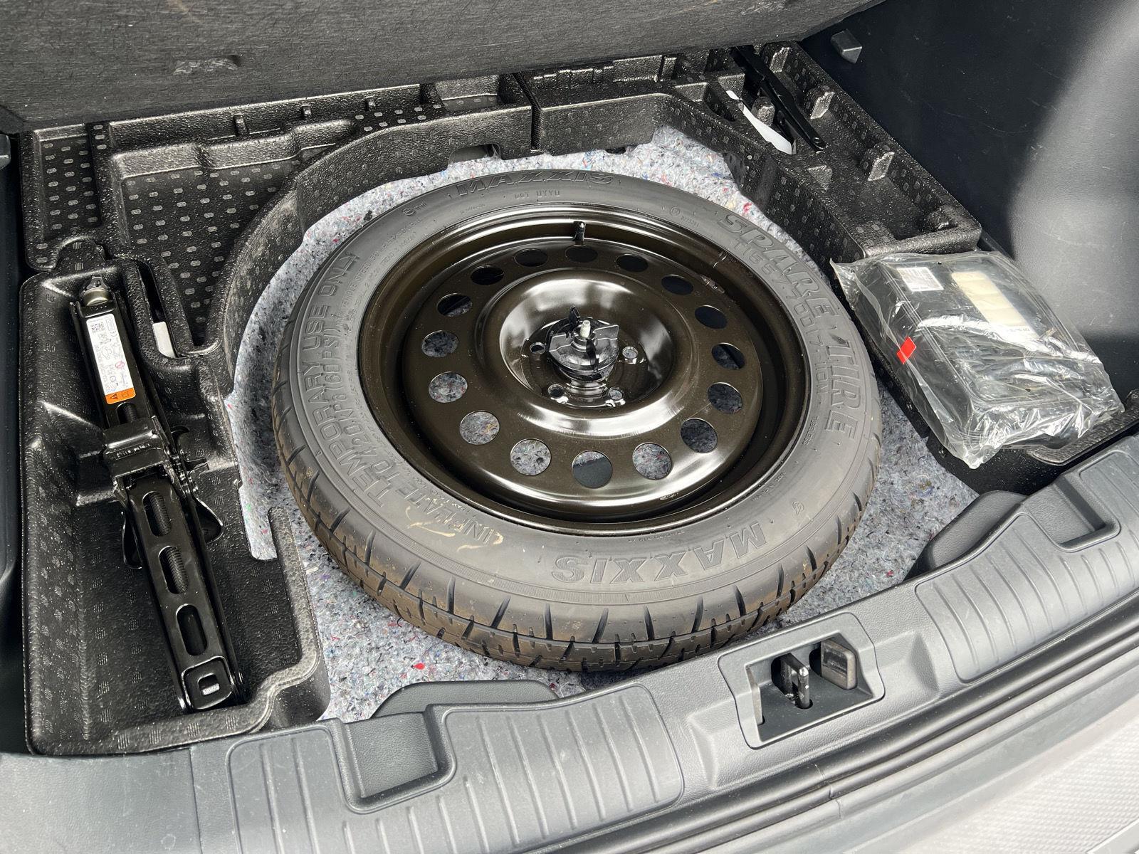 2025 Ford Escape ST-Line Select - Photo 43