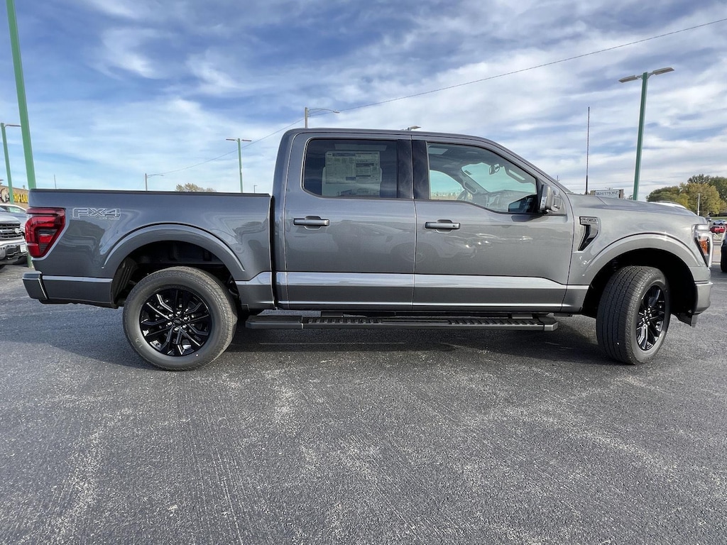 New 2025 Ford F-150 Lariat Truck