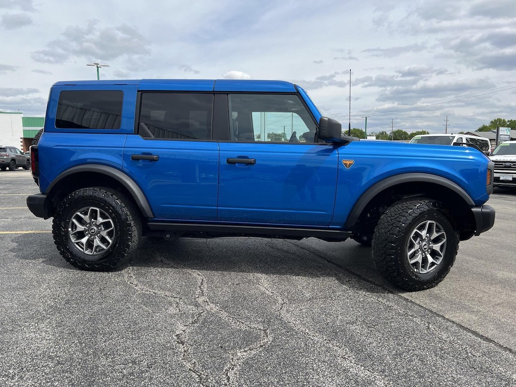 Used 2025 Ford Bronco Badlands SUV