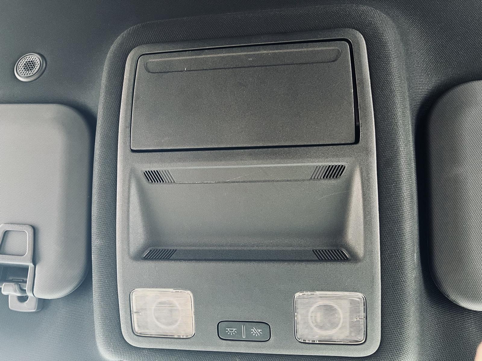 2025 Ford Escape ST-Line Select - Photo 38