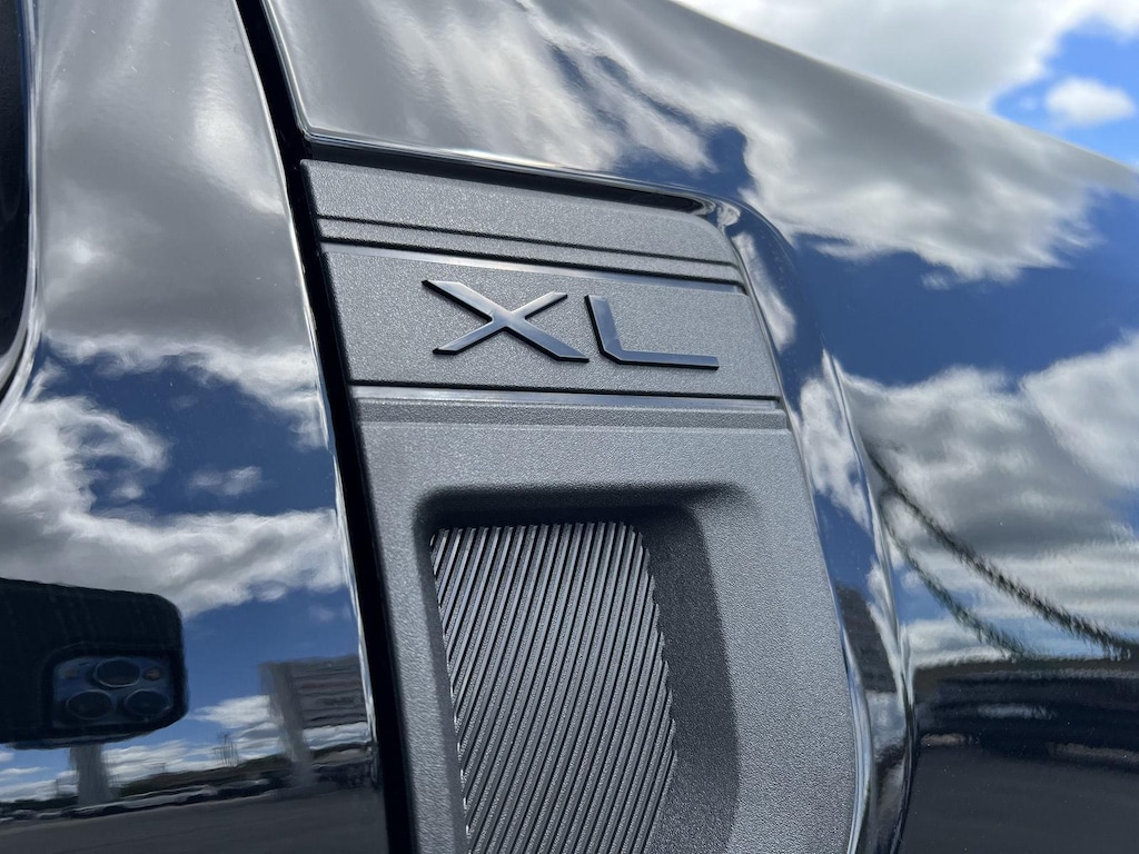 New 2025 Ford Maverick XL SuperCrew