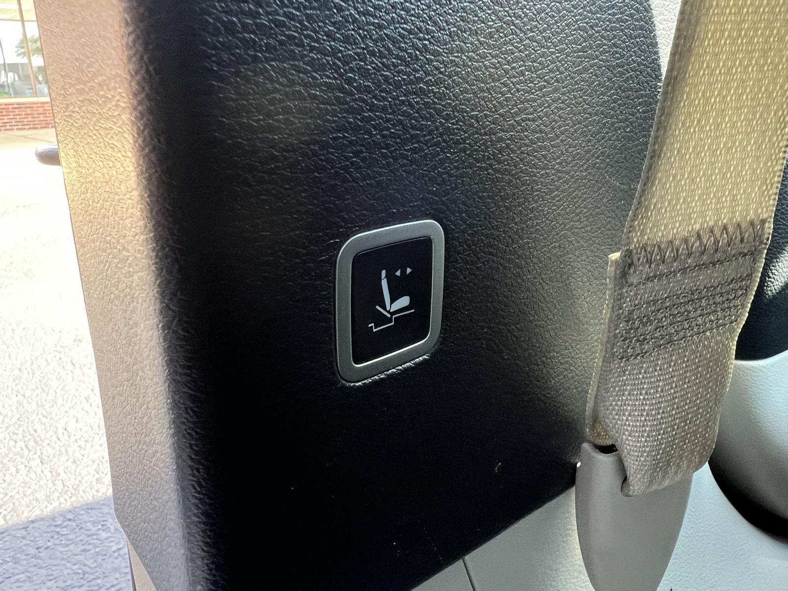 2024 Chrysler Pacifica Touring L - Photo 47