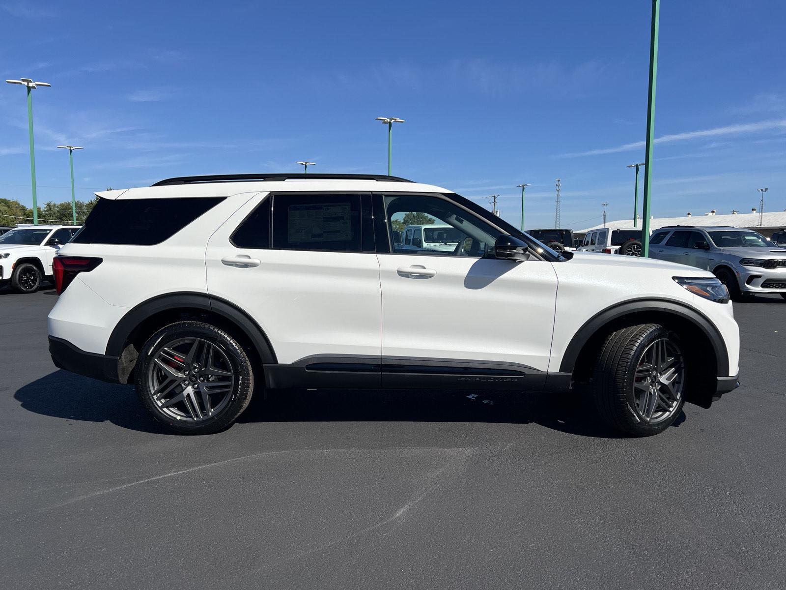 New 2027 Ford Explorer ST SUV
