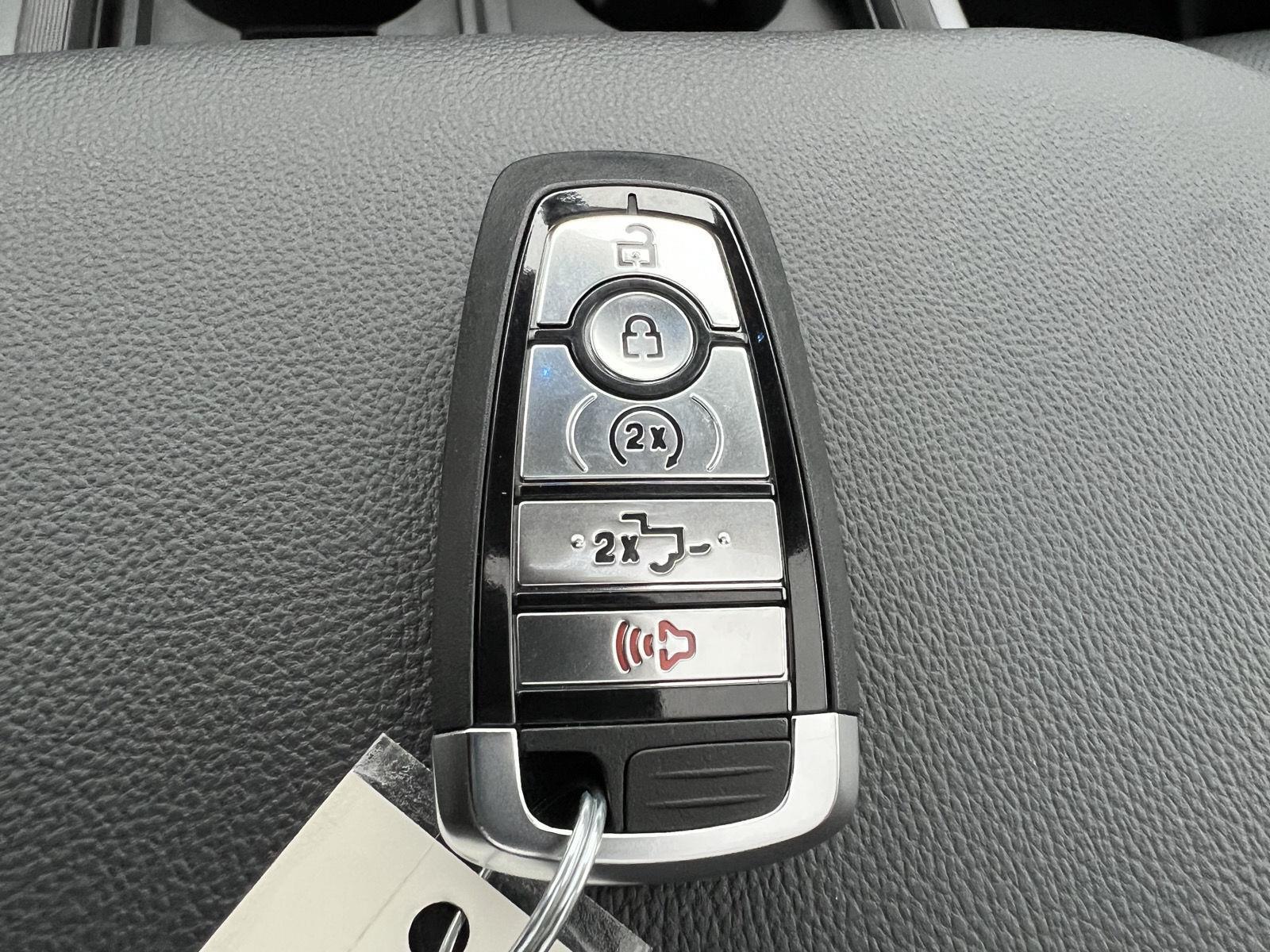 2026 Ford F-350 Super Duty Lariat - Photo 43