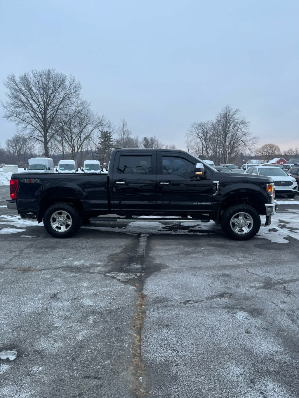 Used 2020 Ford Super Duty F-350 SRW XLT 4WD Crew Cab 6.75 Box Truck Crew Cab