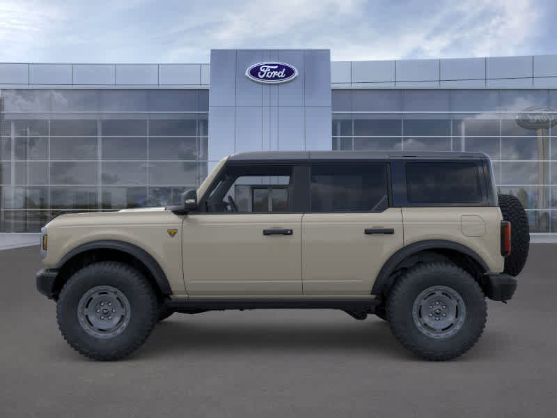 2025 Ford Bronco Badlands photo 2