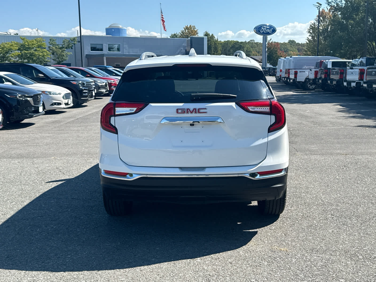 2023 Gmc Terrain SLT photo 2