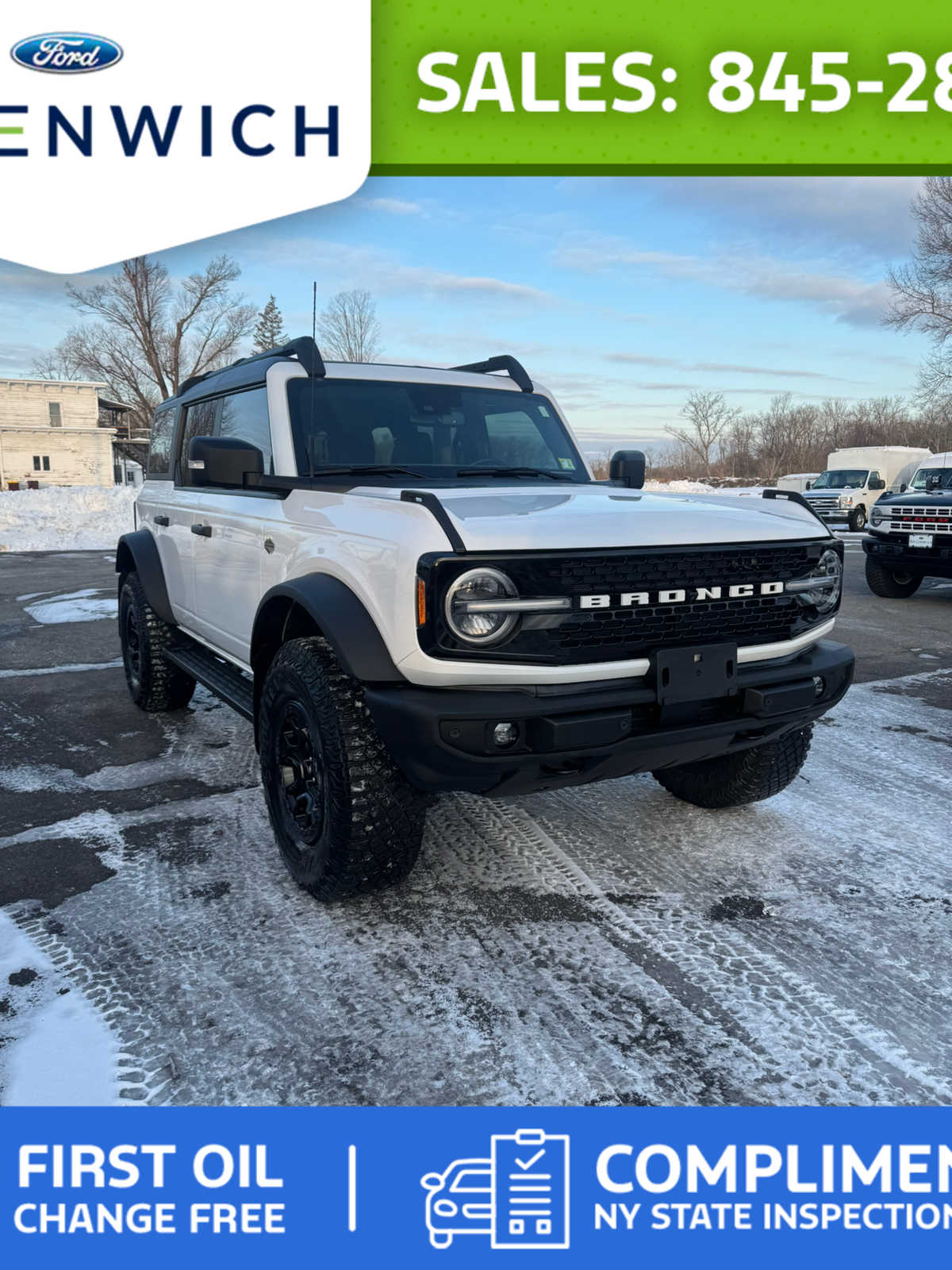 2022 Ford Bronco 4-Door Wildtrak's photo