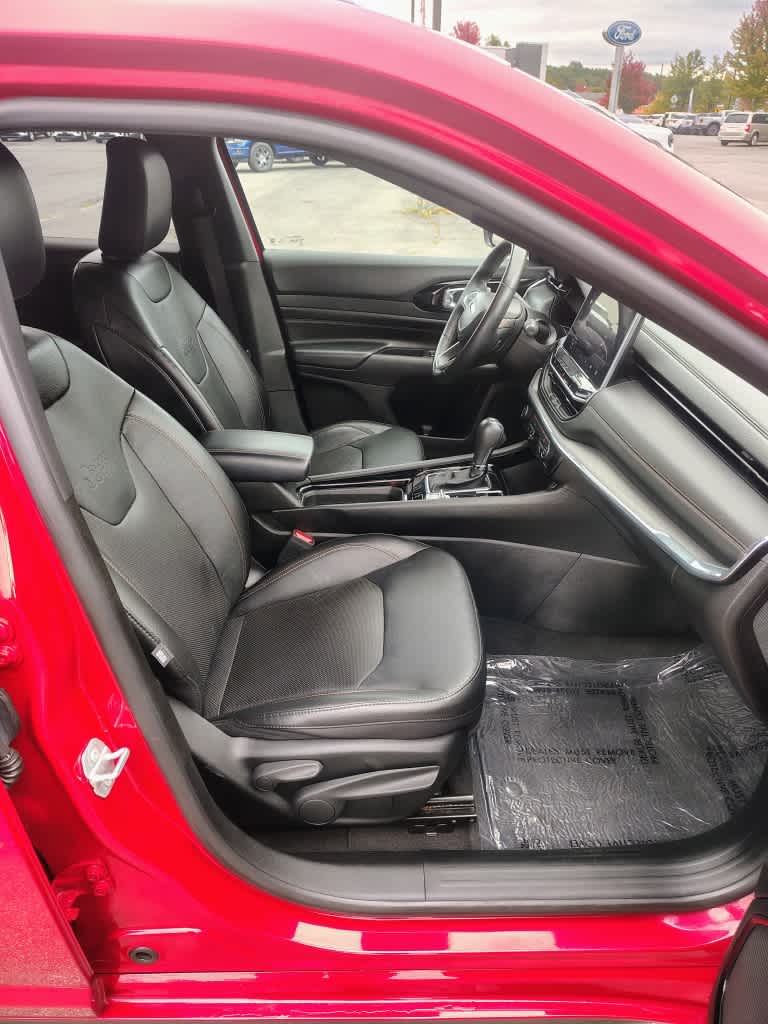 2022 Jeep Compass (RED) Edition - Photo 28