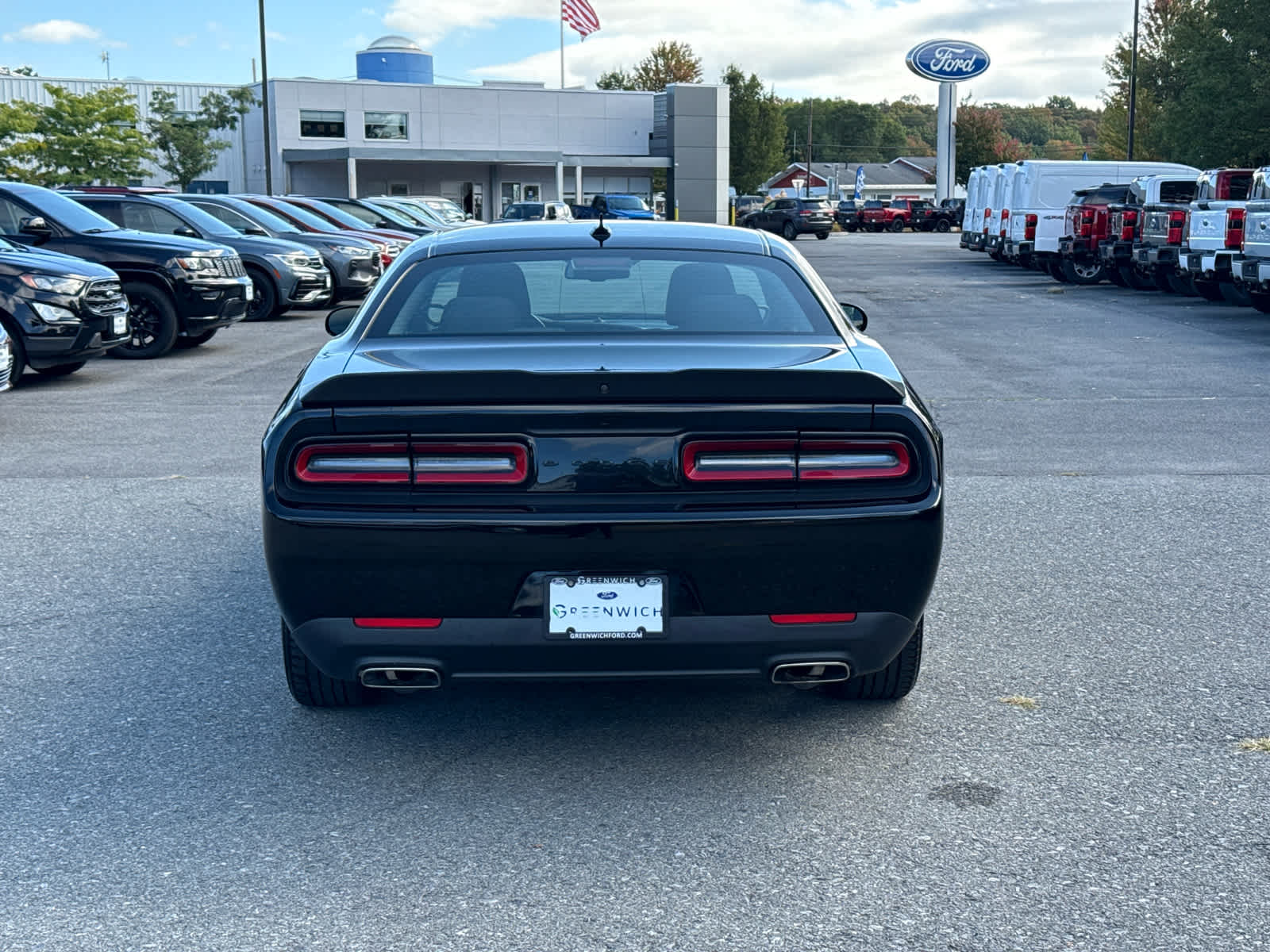 2023 Dodge Challenger SXT photo 4