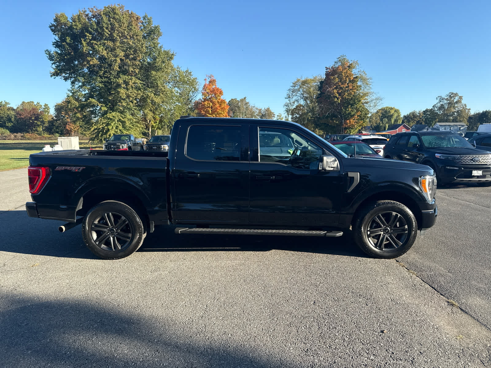 2022 Ford F-150 XLT photo 4