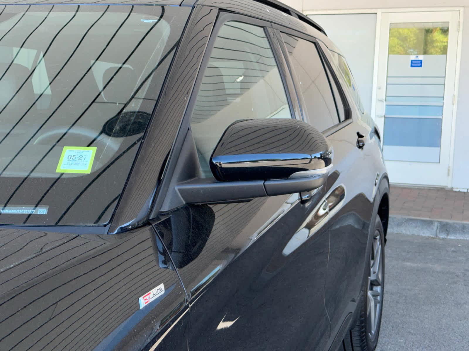 2025 Ford Explorer ST-LINE - Photo 6