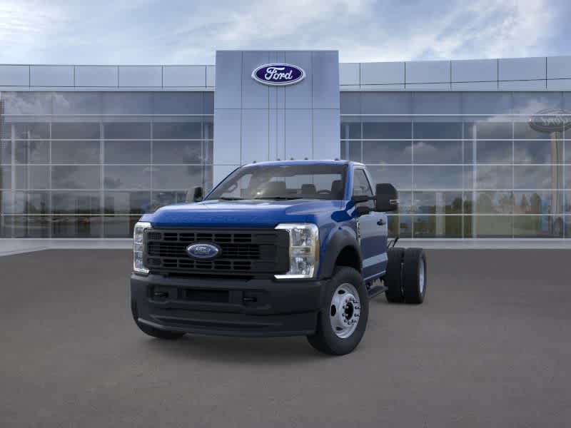 2026 Ford F-550 photo 2