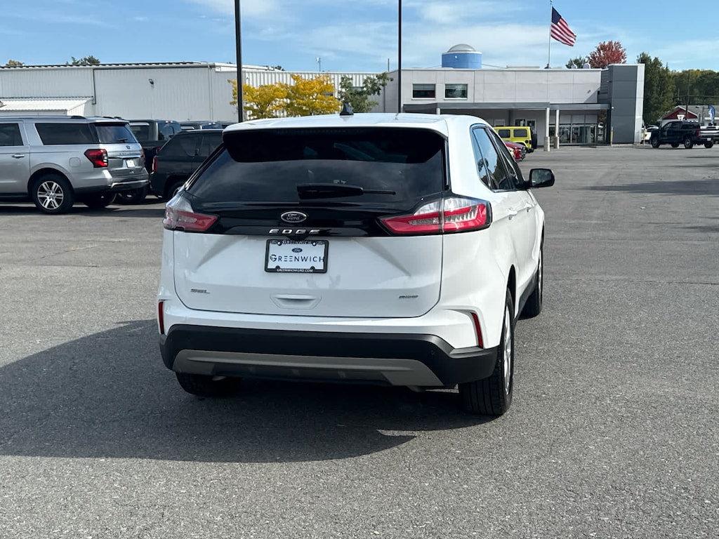 Used 2024 Ford Edge SEL SUV