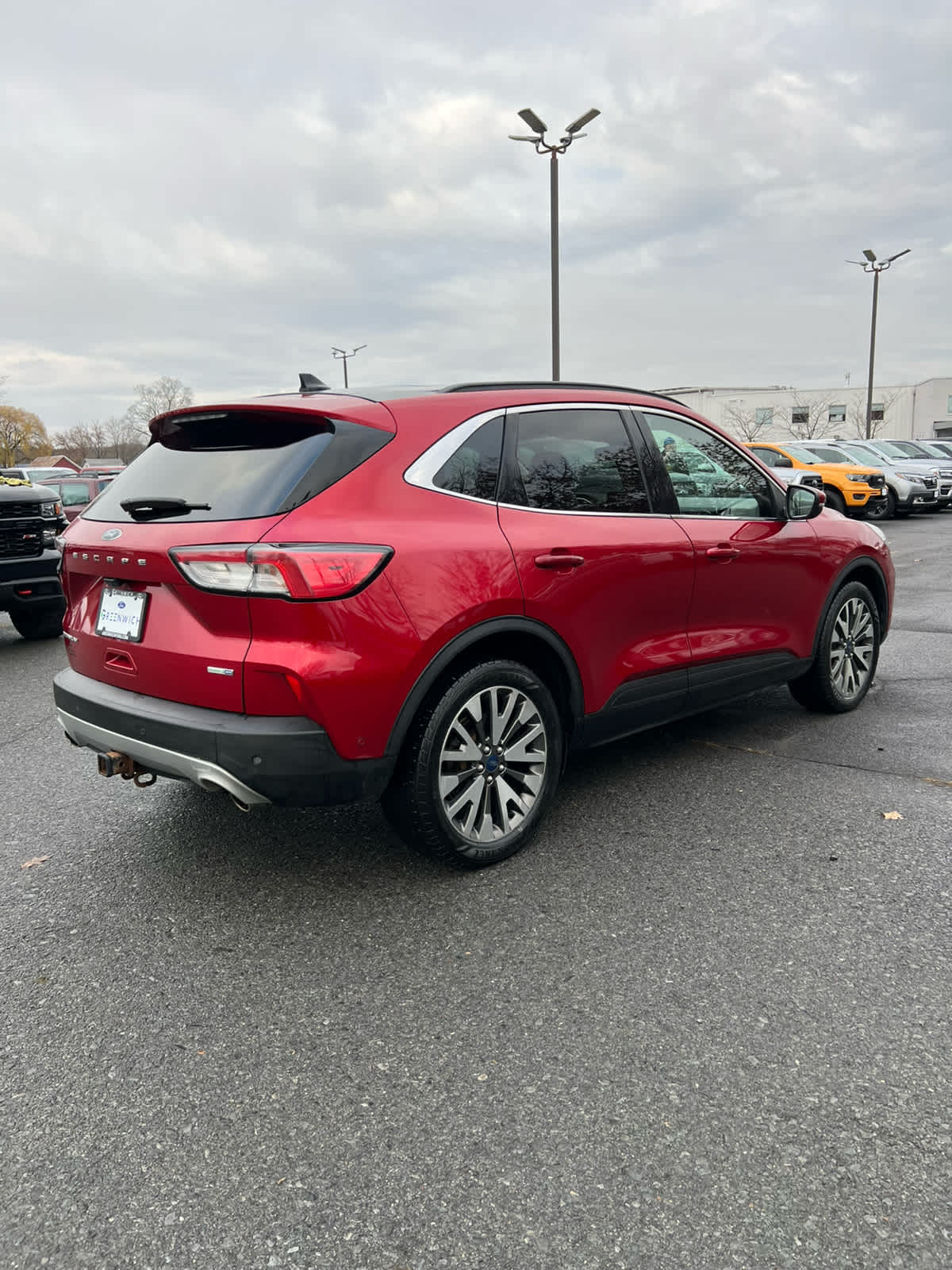 2020 Ford Escape Titanium photo 3