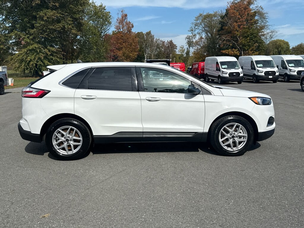 Used 2024 Ford Edge SEL SUV