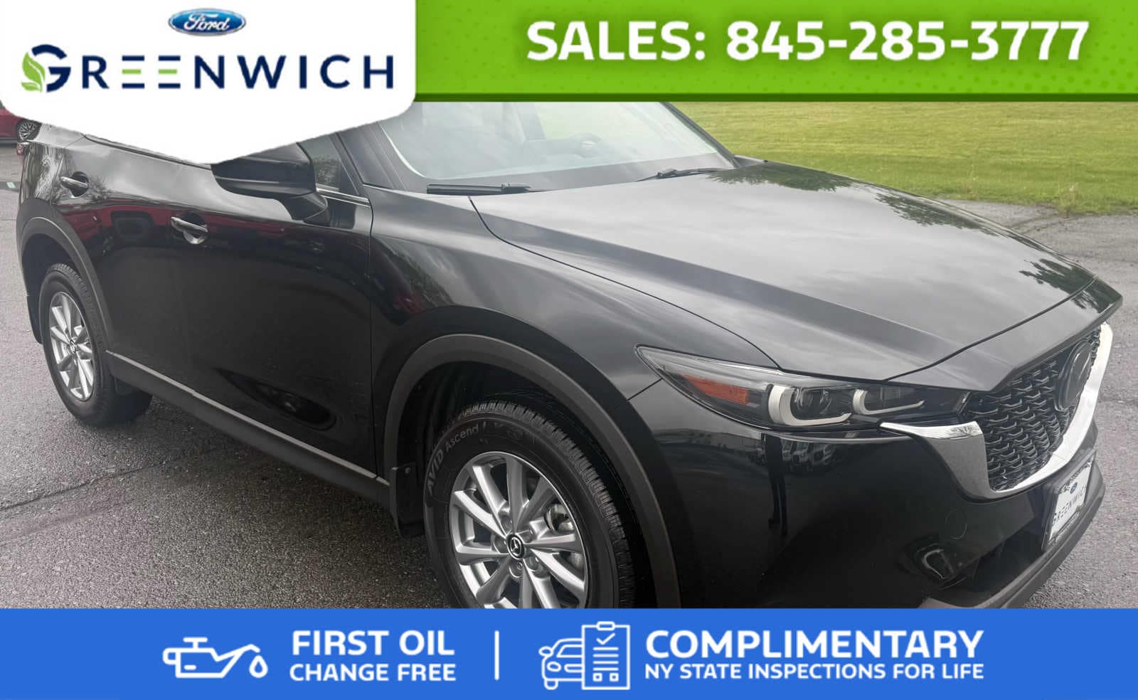 2023 Mazda CX-5 S Preferred package Auto AWD's photo