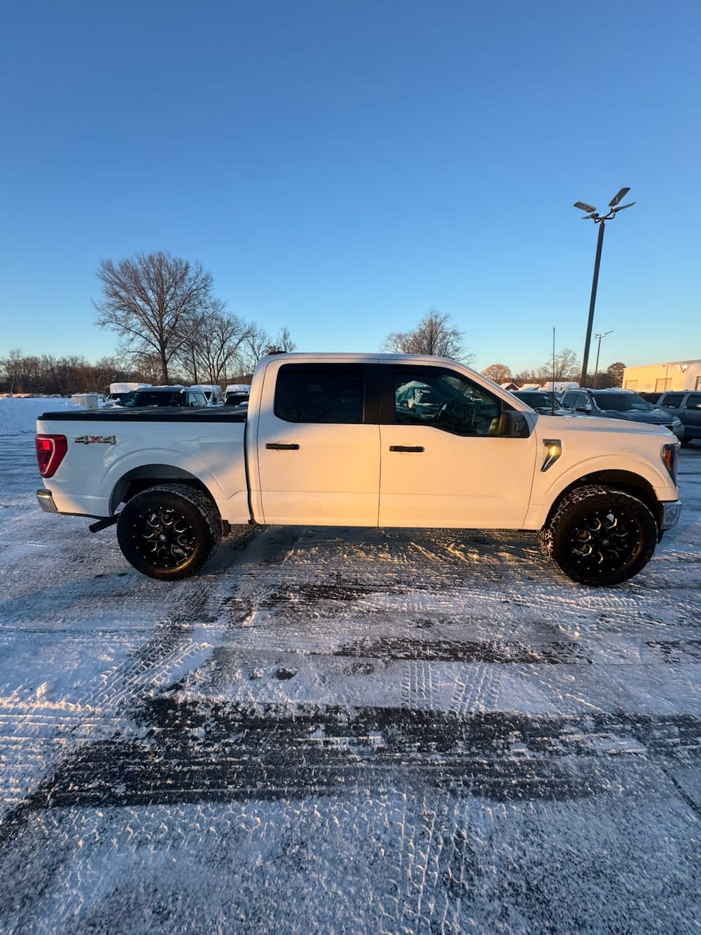 Used 2023 Ford F-150 XLT 4WD Supercrew 5.5 Box Truck SuperCrew Cab