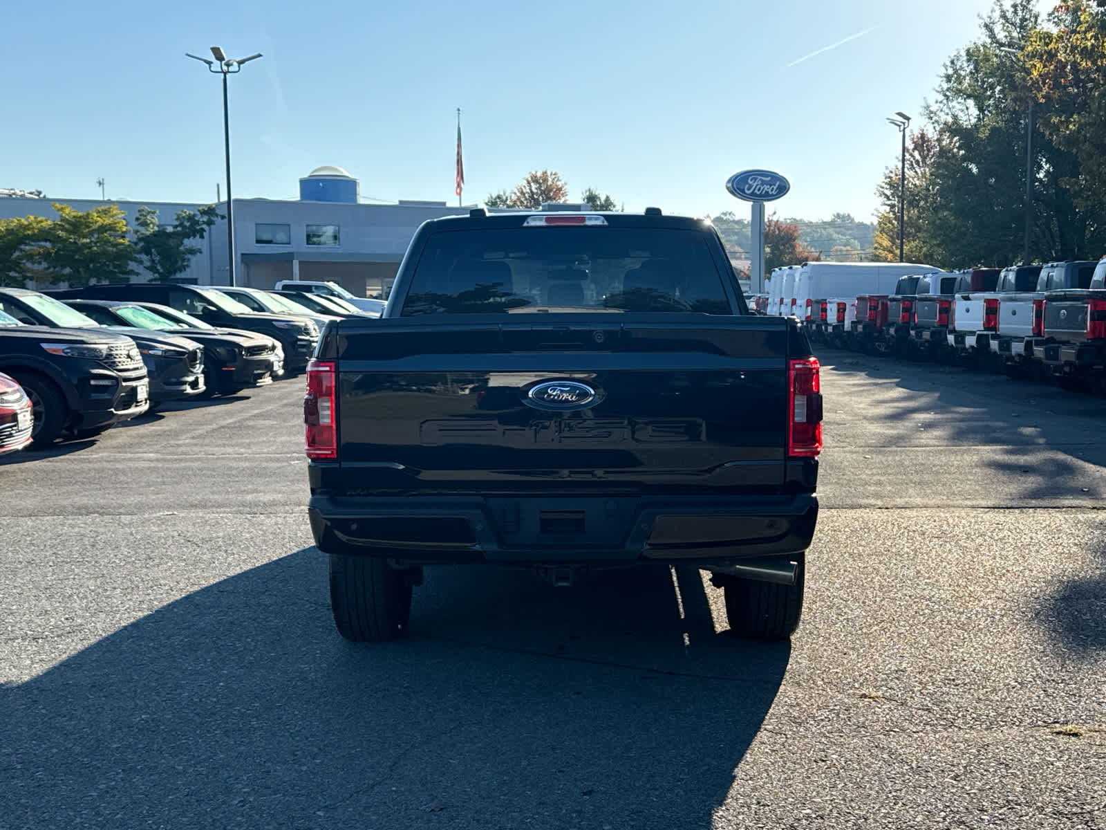 2022 Ford F-150 XLT photo 2