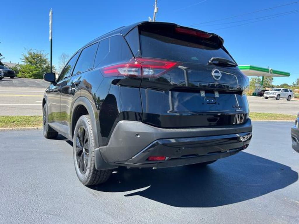 Used 2023 Nissan Rogue SV AWD SV