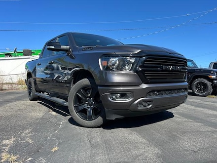 Featured Used 2021 Ram 1500 Big Horn Big Horn 4x4 Crew Cab 57 Box for Sale near Youngstown, OH