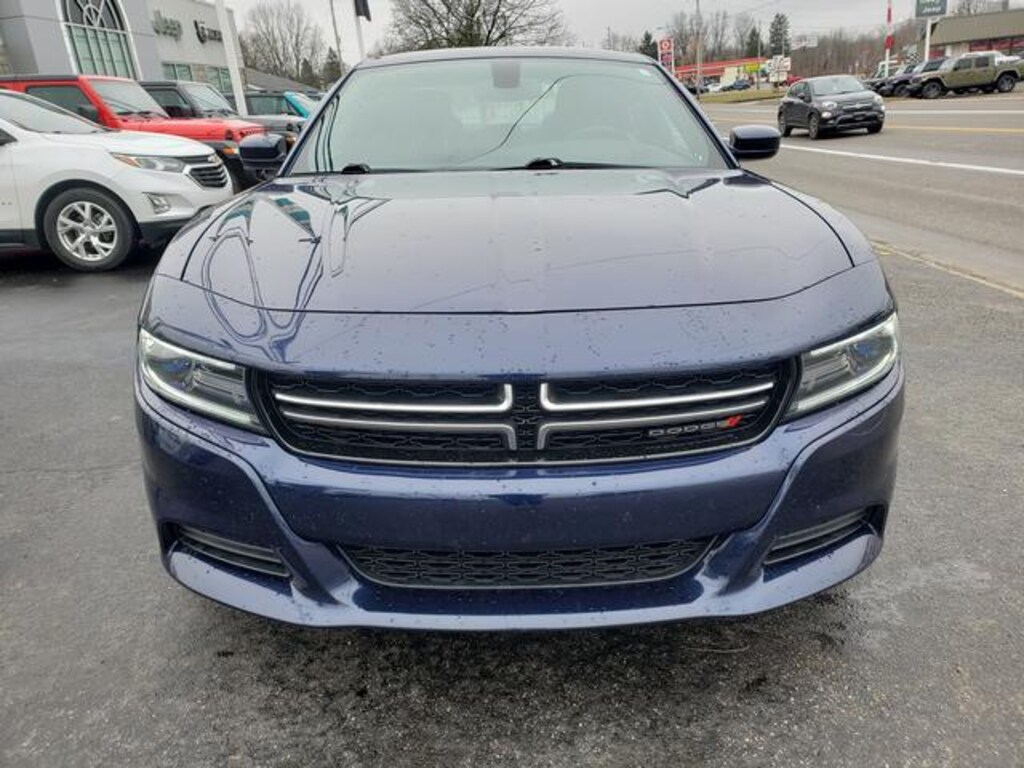 Used 2015 Dodge Charger SE Sedan