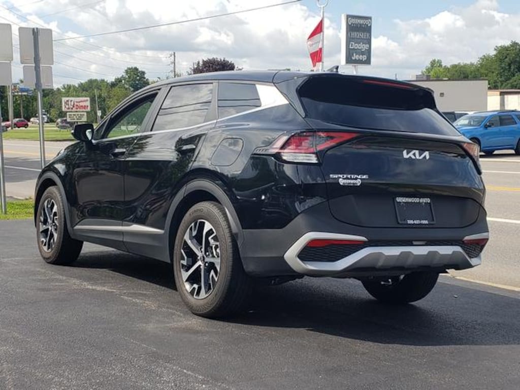 Used 2024 Kia Sportage EX EX FWD