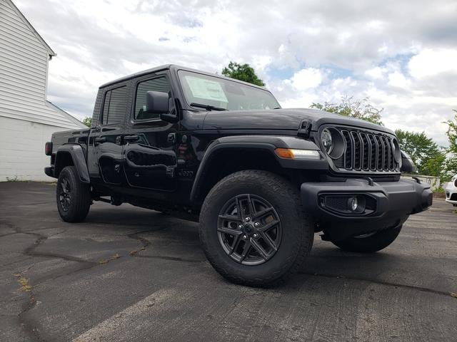 2026 Jeep Gladiator Sport S Auto's photo