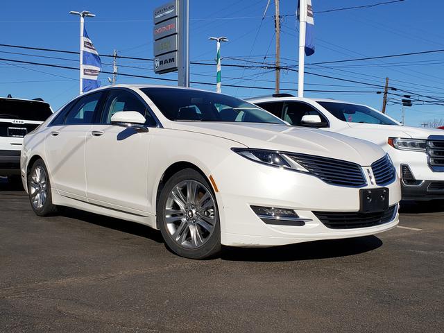 2015 Lincoln MKZ Base