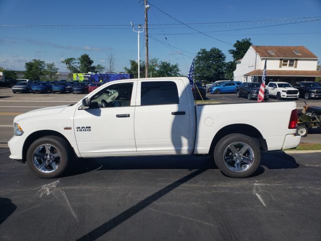 Used 2017 Ram 1500 Express Express 4x4 Crew Cab 57 Box