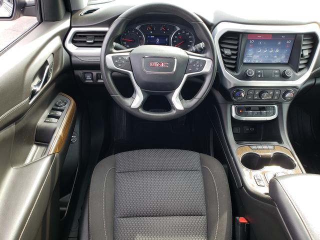 2022 GMC Acadia SLE - Photo 9