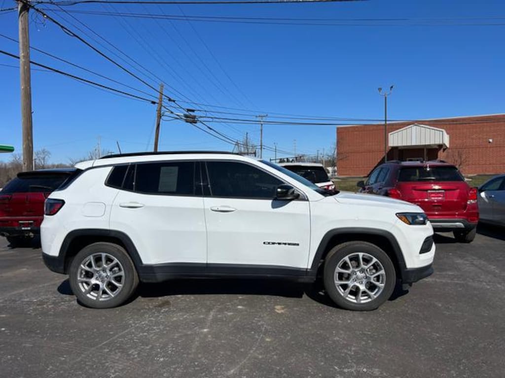 Used 2022 Jeep Compass Latitude Lux Latitude Lux