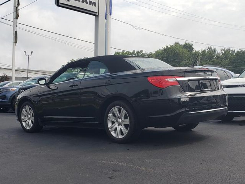 Used 2011 Chrysler 200 Touring Convertible