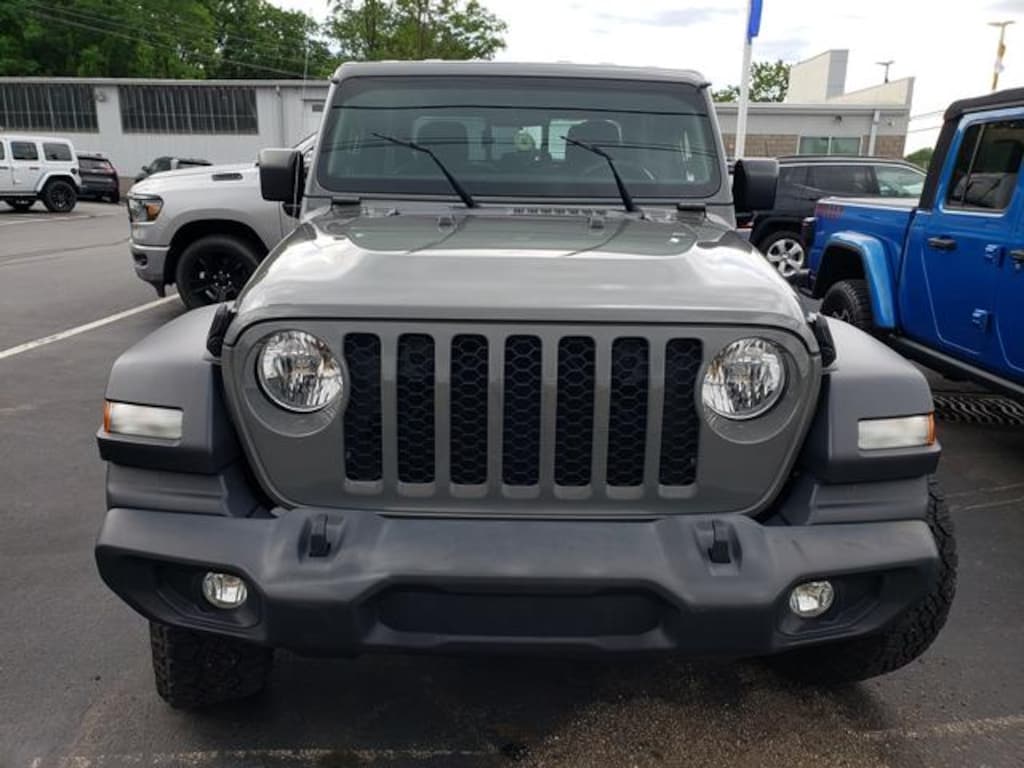 Used 2021 Jeep Gladiator Sport Sport 4x4