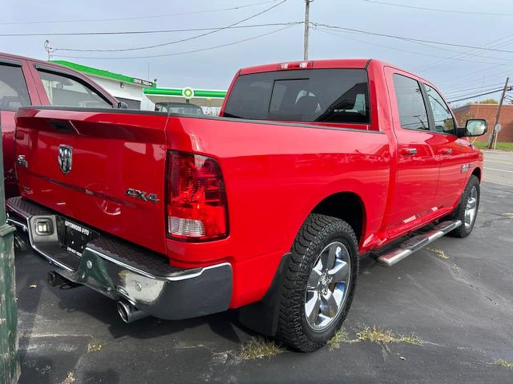Used 2017 Ram 1500 Big Horn Big Horn 4x4 Crew Cab 57 Box